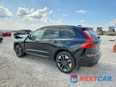 Drugie zdjęcie samochodu z przodu: 2026 VOLVO XC60 PLUS VIN:YV4M12RC4T1437065 - miniatura