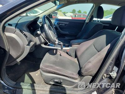 Zdjęcie 7 z 13 samochodu: 2014 NISSAN ALTIMA 2.5 SV VIN:1N4AL3AP3EC424289 - miniatura