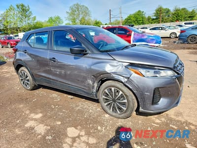 Czwarte zdjęcie samochodu z boku: 2023 NISSAN KICKS S VIN:3N1CP5BVXPL569646 - miniatura