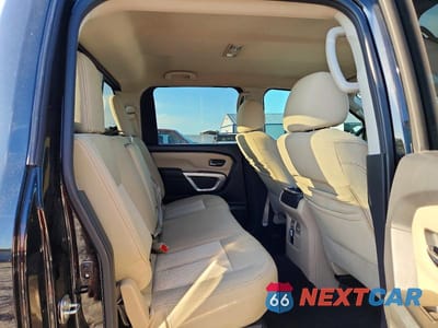 Zdjęcie 10 z 12 samochodu: 2016 NISSAN TITAN VIN:1N6BA1F42GN506123 - miniatura
