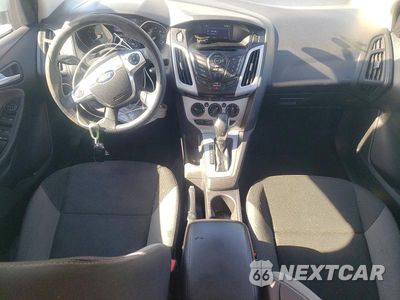 Zdjęcie 8 z 12 samochodu: 2014 FORD FOCUS SE VIN:1FADP3F22EL324778 - miniatura