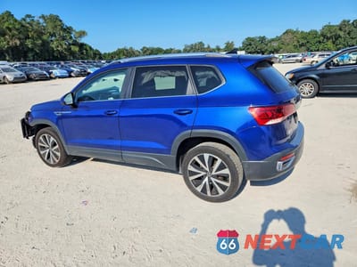 Drugie zdjęcie samochodu z przodu: 2023 VOLKSWAGEN TAOS SE VIN:3VVEX7B26PM349925 - miniatura
