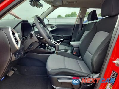 Zdjęcie 7 z 12 samochodu: 2022 KIA SOUL LX VIN:KNDJ23AU1N7172179 - miniatura
