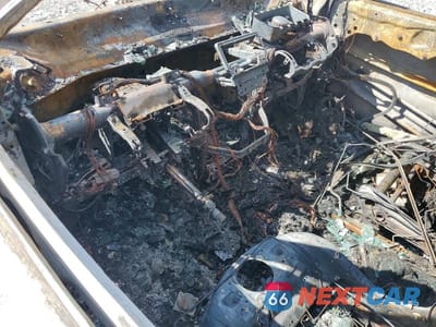 Zdjęcie 8 z 11 samochodu: 2016 JEEP CHEROKEE LIMITED VIN:1C4PJMDB7GW277914 - miniatura