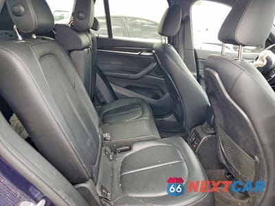 Zdjęcie 10 z 12 samochodu: 2018 BMW X1 XDRIVE28I VIN:WBXHT3C36J3H33435 - miniatura