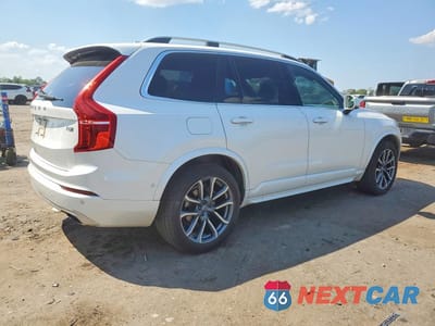 Trzecie zdjęcie samochodu z tyłu: 2017 VOLVO XC90 T6 VIN:YV4A22PK4H1141464 - miniatura