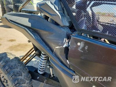 Zdjęcie 9 z 10 samochodu: 2017 CAN-AM MAVERICK X3 UTILITY VEHICLE VIN:3JBVXAW20HK001849 - miniatura
