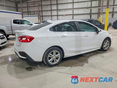 Trzecie zdjęcie samochodu z tyłu: 2017 CHEVROLET CRUZE LT VIN:1G1BE5SM0H7148815 - miniatura