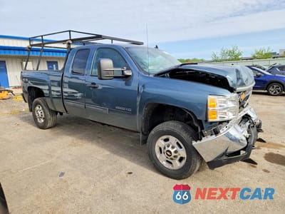 Czwarte zdjęcie samochodu z boku: 2011 CHEVROLET SILVERADO K2500 HEAVY DUTY LT VIN:1GC2KXCG1BZ121980 - miniatura