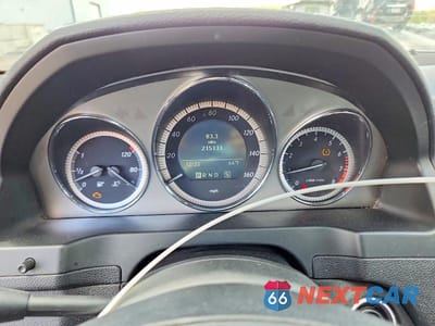 Zdjęcie 9 z 12 samochodu: 2009 MERCEDES-BENZ C 300 4MATIC VIN:WDDGF81X69F213350 - miniatura