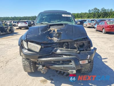 Piąte zdjęcie samochodu w środku: 2002 TOYOTA 4RUNNER SR5 VIN:JT3GN86R020255453 - miniatura