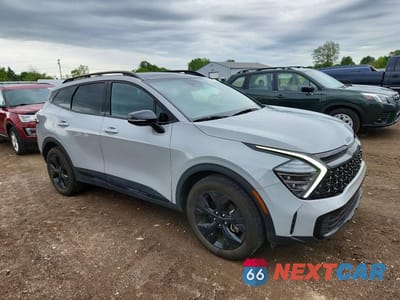 Czwarte zdjęcie samochodu z boku: 2025 KIA SPORTAGE X LINE VIN:5XYK6CDF3SG318036 - miniatura