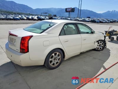 Trzecie zdjęcie samochodu z tyłu: 2004 CADILLAC CTS VIN:1G6DM577040189702 - miniatura