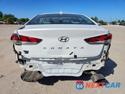 Zdjęcie 6 z 12 samochodu: 2019 HYUNDAI SONATA SEL VIN:5NPE34AF6KH812187 - miniatura