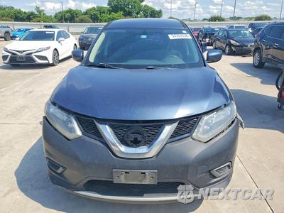 Piąte zdjęcie samochodu w środku: 2016 NISSAN ROGUE S VIN:JN8AT2MT0GW020904 - miniatura