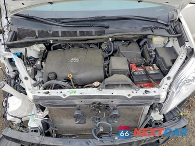 Zdjęcie 12 z 14 samochodu: 2019 TOYOTA SIENNA XLE 7-PASSENGER VIN:5TDDZ3DC3KS216793 - miniatura