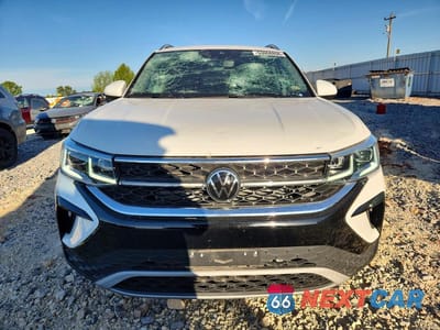 Piąte zdjęcie samochodu w środku: 2024 VOLKSWAGEN TAOS SEL VIN:3VV4X7B25RM044642 - miniatura