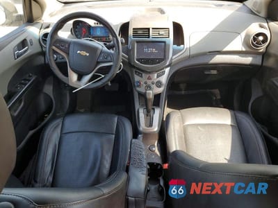 Zdjęcie 8 z 12 samochodu: 2015 CHEVROLET SONIC LTZ VIN:1G1JE6SB4F4111541 - miniatura
