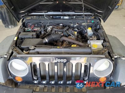 Zdjęcie 11 z 12 samochodu: 2010 JEEP WRANGLER UNLIMITED SPORT VIN:1J4BA3H19AL194221 - miniatura