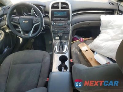 Zdjęcie 8 z 12 samochodu: 2013 CHEVROLET MALIBU LS VIN:1G11B5SA6DF263400 - miniatura