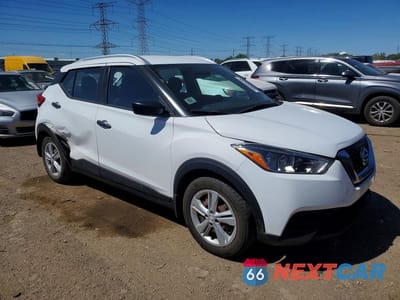 Czwarte zdjęcie samochodu z boku: 2018 NISSAN KICKS S VIN:3N1CP5CU3JL531964 - miniatura