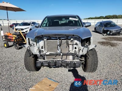 Piąte zdjęcie samochodu w środku: 2022 TOYOTA TACOMA SR5 V6 VIN:3TMCZ5AN2NM466463 - miniatura