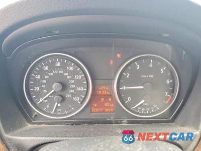 Zdjęcie 9 z 12 samochodu: 2006 BMW 330 I VIN:WBAVB33516KR76825 - miniatura