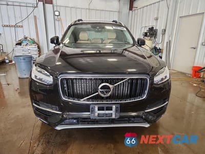 Piąte zdjęcie samochodu w środku: 2016 VOLVO XC90 T6 VIN:YV4A22PK1G1091976 - miniatura