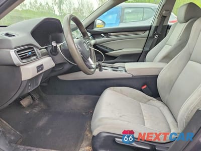 Zdjęcie 7 z 12 samochodu: 2019 HONDA ACCORD LX VIN:1HGCV1F11KA058315 - miniatura