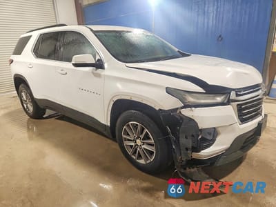 Czwarte zdjęcie samochodu z boku: 2023 CHEVROLET TRAVERSE LT VIN:1GNERGKW2PJ337092 - miniatura