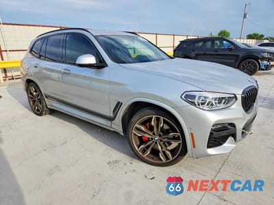 Czwarte zdjęcie samochodu z boku: 2021 BMW X3 XDRIVEM40I VIN:5UXTY9C01M9G38315 - miniatura