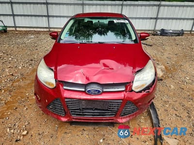 Piąte zdjęcie samochodu w środku: 2013 FORD FOCUS SE VIN:1FADP3F27DL176397 - miniatura