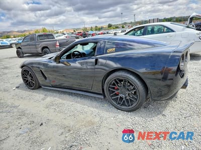Drugie zdjęcie samochodu z przodu: 2005 CHEVROLET CORVETTE VIN:1G1YY24U955108026 - miniatura