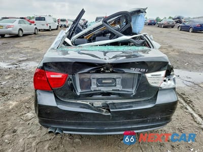 Zdjęcie 6 z 12 samochodu: 2011 BMW 328 I VIN:WBAPH7G50BNM56004 - miniatura