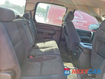 Zdjęcie 11 z 13 samochodu: 2008 GMC SIERRA K3500 VIN:1GTJK33678F168789 - miniatura