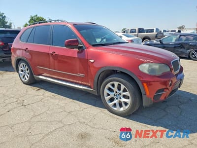 Czwarte zdjęcie samochodu z boku: 2011 BMW X5 XDRIVE35I VIN:5UXZV4C5XBL740260 - miniatura