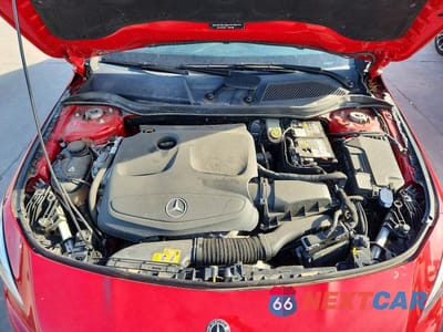 Zdjęcie 11 z 12 samochodu: 2019 MERCEDES-BENZ CLA 250 VIN:WDDSJ4EB6KN776250 - miniatura