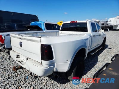 Czwarte zdjęcie samochodu z boku: 2015 RAM 3500 ST VIN:3C63RPGL7FG561044 - miniatura