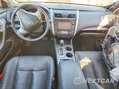 Zdjęcie 8 z 13 samochodu: 2013 NISSAN ALTIMA 2.5 VIN:1N4AL3AP3DN584725 - miniatura