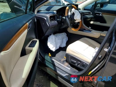 Zdjęcie 8 z 13 samochodu: 2022 LEXUS RX 350 VIN:2T2HZMAA4NC241172 - miniatura