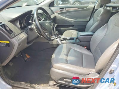 Zdjęcie 7 z 12 samochodu: 2013 HYUNDAI SONATA HYBRID VIN:KMHEC4A46DA075769 - miniatura