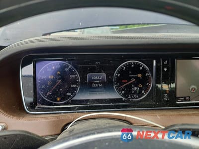 Zdjęcie 9 z 12 samochodu: 2015 MERCEDES-BENZ S 550 VIN:WDDUG8CB9FA070789 - miniatura