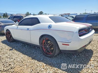 Drugie zdjęcie samochodu z przodu: 2015 DODGE CHALLENGER SXT VIN:2C3CDZAGXFH788778 - miniatura
