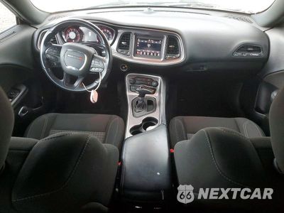 Zdjęcie 8 z 12 samochodu: 2021 DODGE CHALLENGER SXT VIN:2C3CDZAG2MH531143 - miniatura