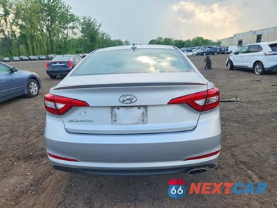 Zdjęcie 6 z 12 samochodu: 2015 HYUNDAI SONATA SE VIN:5NPE24AF7FH149060 - miniatura