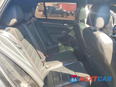 Zdjęcie 10 z 12 samochodu: 2015 VOLKSWAGEN GTI VIN:3VW4T7AU7FM073663 - miniatura
