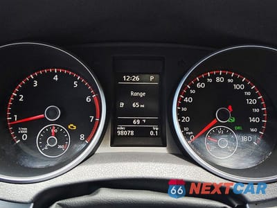 Zdjęcie 9 z 12 samochodu: 2012 VOLKSWAGEN GTI VIN:WVWHV7AJ2CW090631 - miniatura
