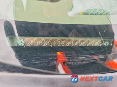 Zdjęcie 12 z 12 samochodu: 2001 HONDA ACCORD EX VIN:1HGCG16581A052796 - miniatura