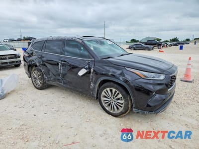 Czwarte zdjęcie samochodu z boku: 2022 TOYOTA HIGHLANDER PLATINUM VIN:5TDFZRAH9NS108937 - miniatura