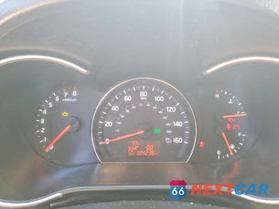 Zdjęcie 9 z 13 samochodu: 2014 KIA SORENTO LX VIN:5XYKTCA67EG535560 - miniatura